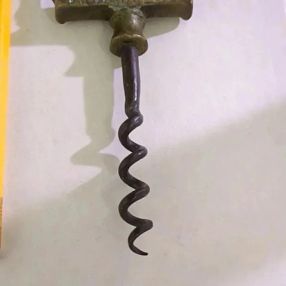 Chaucer  Brass Corkscrew - Picture 5 of 5